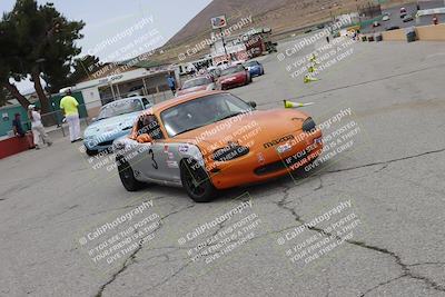 media/Jun-01-2025-CalClub SCCA (Sun) [[eae223c5dd]]/Around pit/